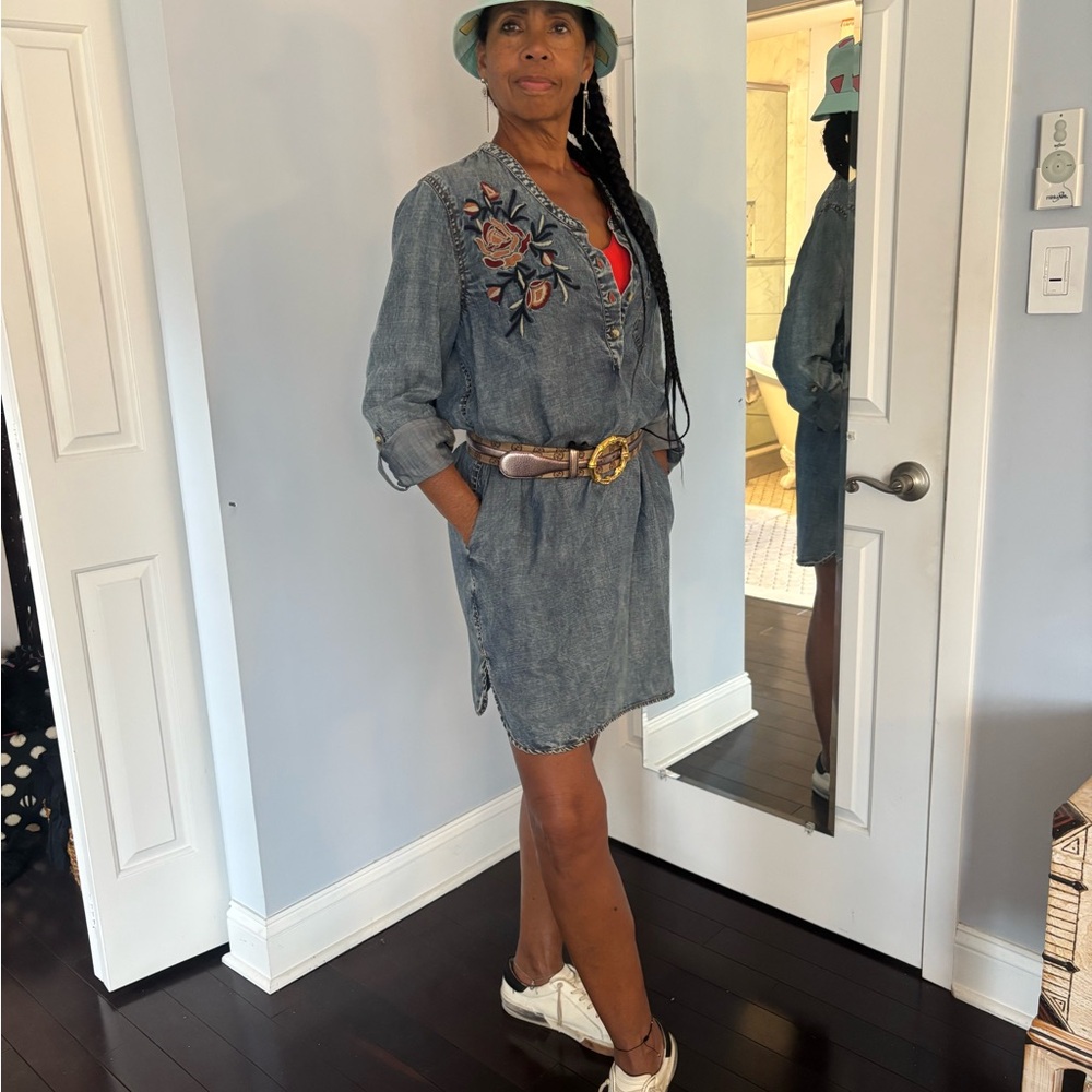 TOLANI Embroidered Denim Tunic Dress